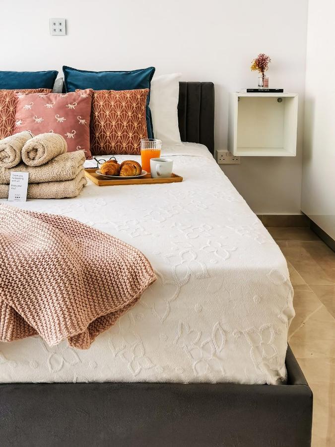 Phaedrus Living: Luxury Maisonette Lighthouse 60 بافوس المظهر الخارجي الصورة